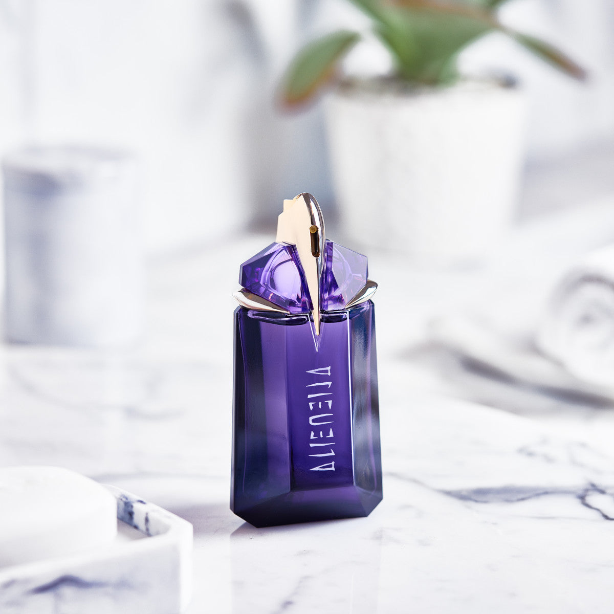 Alien Eau de Parfum Refillable spray - 60ml