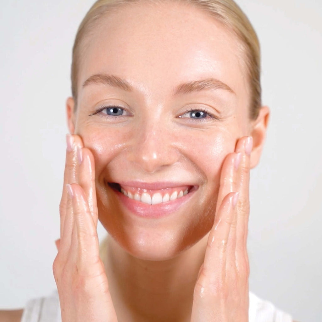 ENZYME CLEANSING GEL